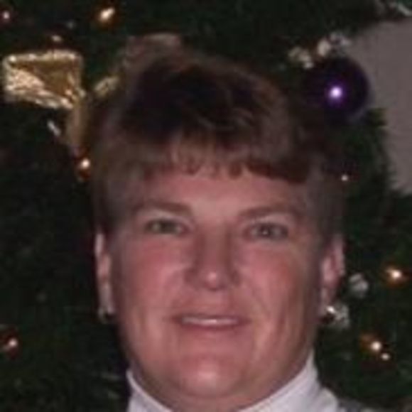 Meet your Posher, Beth - Picture 1 of 1